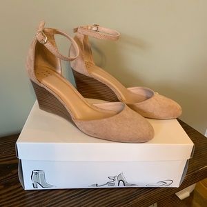 A New Day Nude/Taupe Wedges